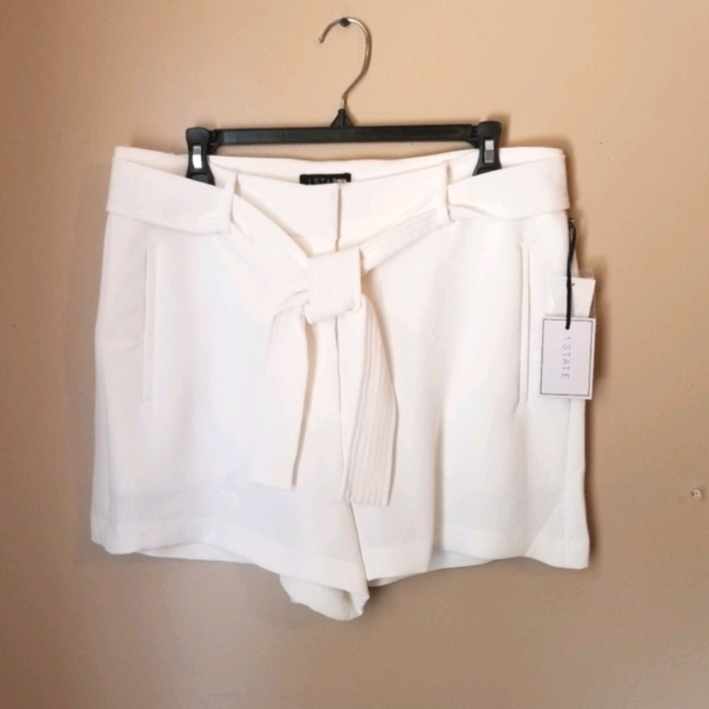 Women's Crepe Tie Waist shorts, new w/ tags